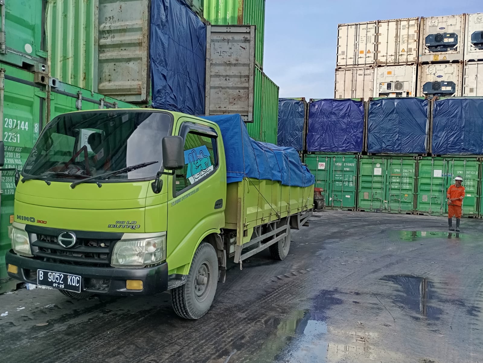 cargo darat tiga logistik